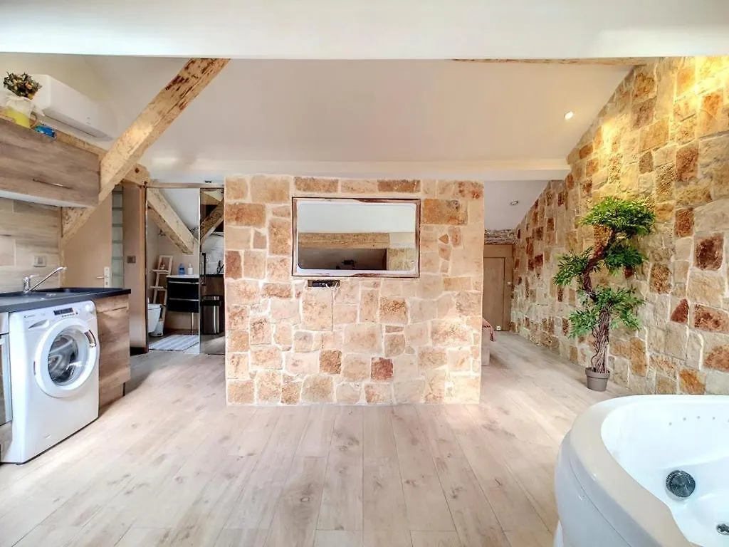 Love Room Jacuzzi Croisette Cannes France